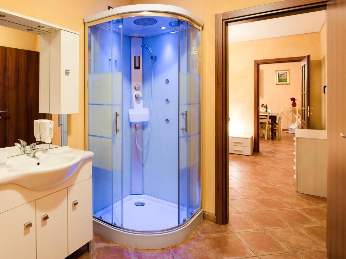 Beautiful Chalet With Swimming Pool In Lombardy Villa Marone Exterior foto