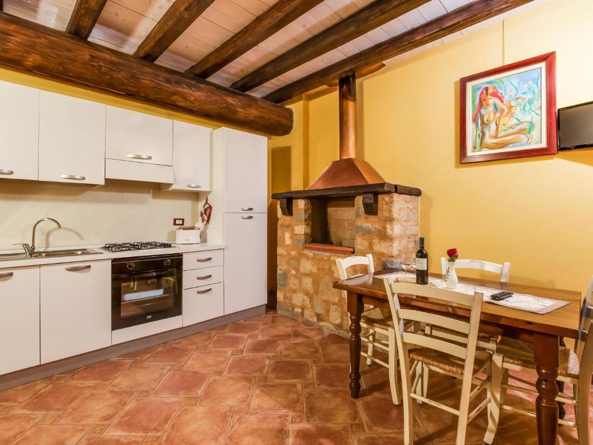 Beautiful Chalet With Swimming Pool In Lombardy Villa Marone Exterior foto
